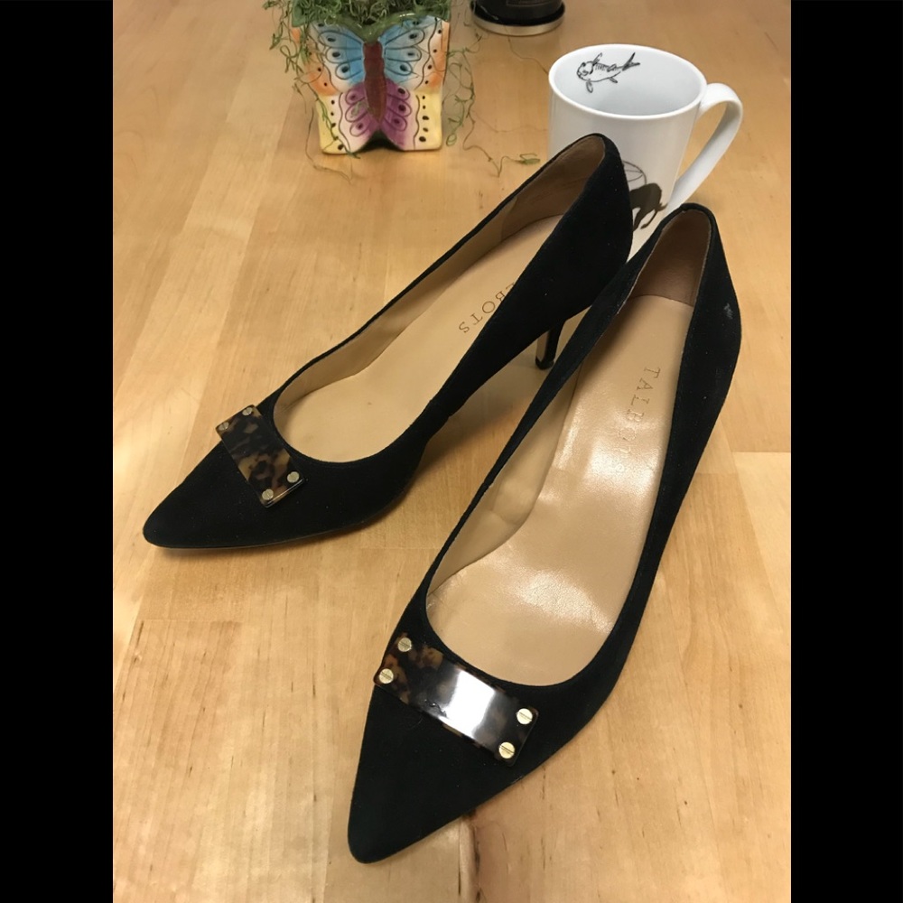 Elegant Talbots Black suede heels size 6.5M